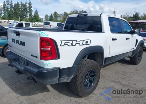 2025 Ram 1500 Rho 4X4 5'7 Box z USA, uszkodzony, nr VIN 1C6SRFUP4SN621540